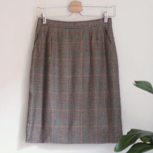 Vintage 1980's Evan-Picone Petites skirt.
